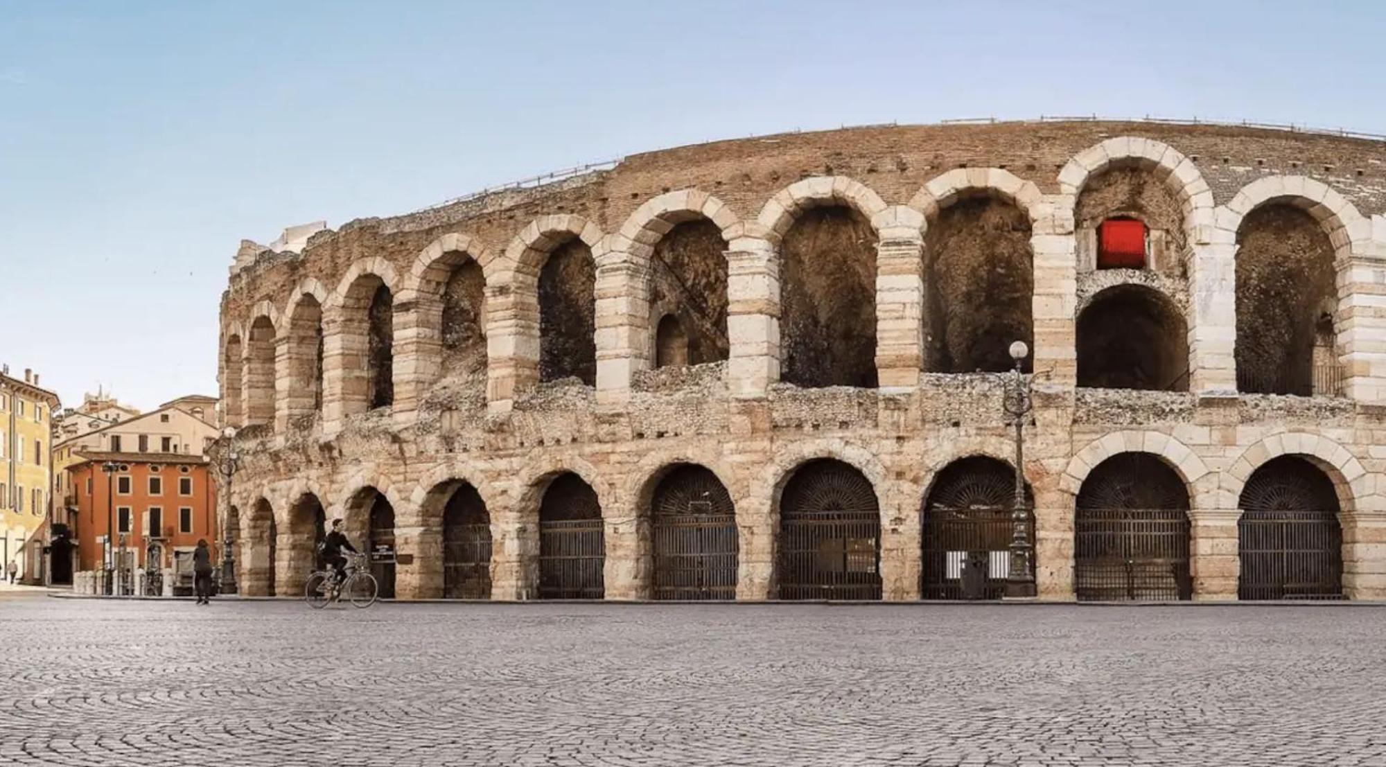 Arena - Verona Centro - Appartamento Elegante Екстериор снимка